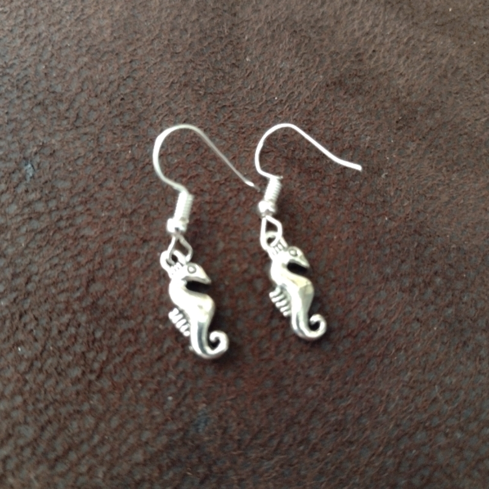 Seahorse earrings